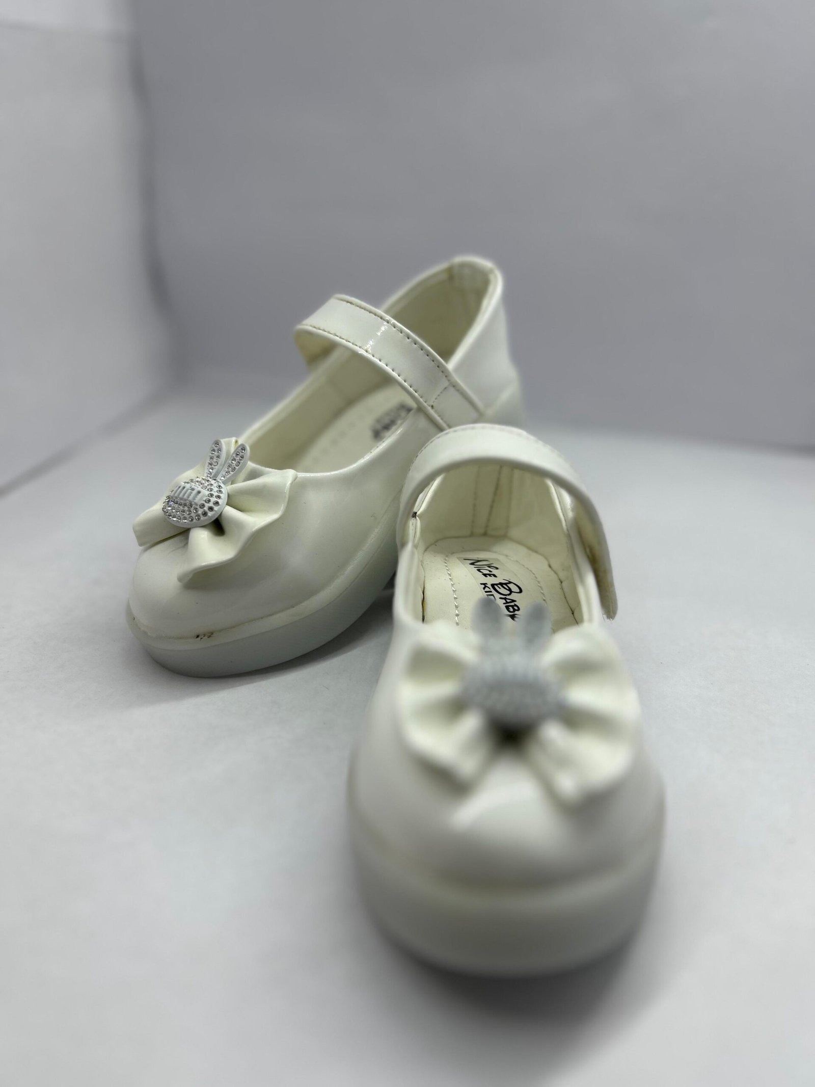 Light on Feet, Big on Style