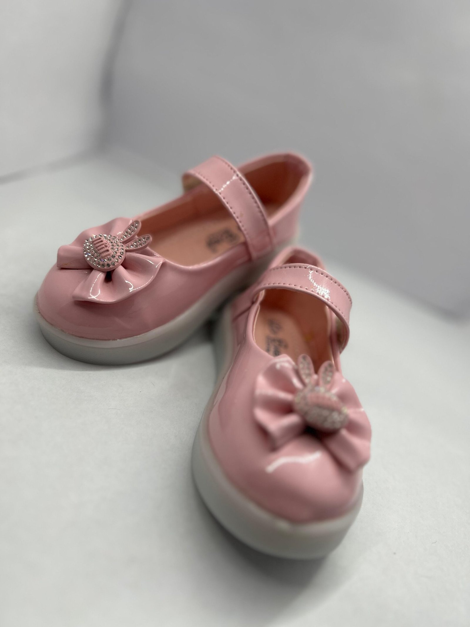 Light on Feet, Big on Style