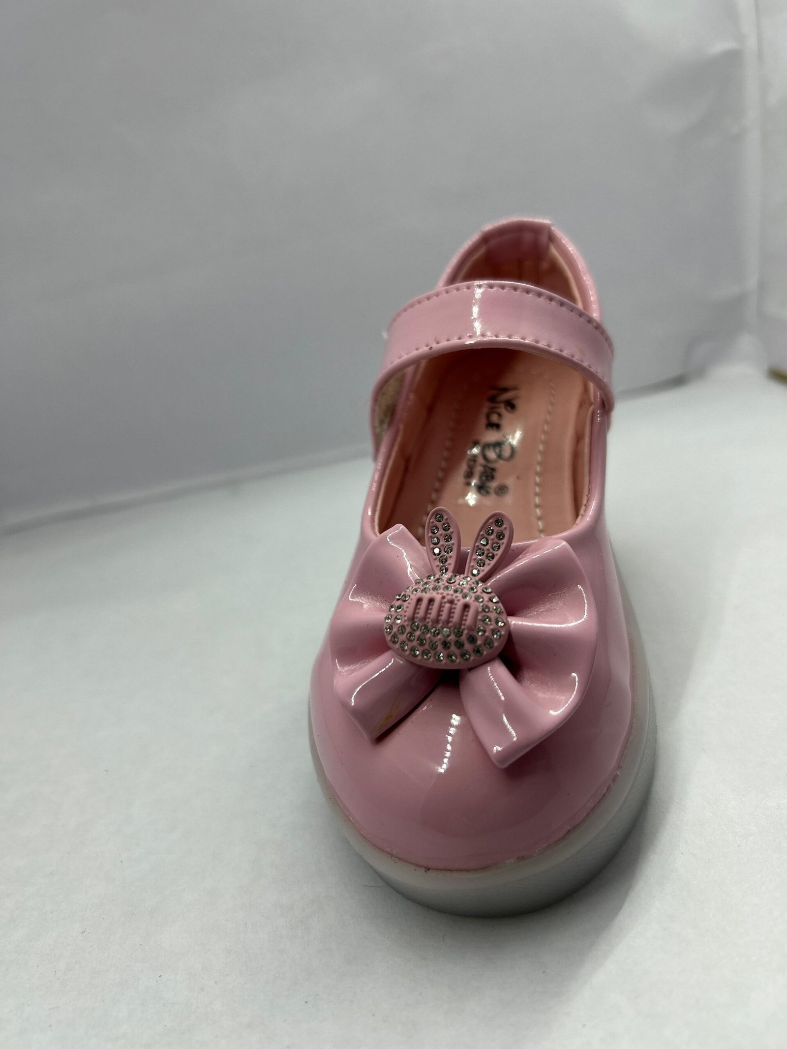 Light on Feet, Big on Style