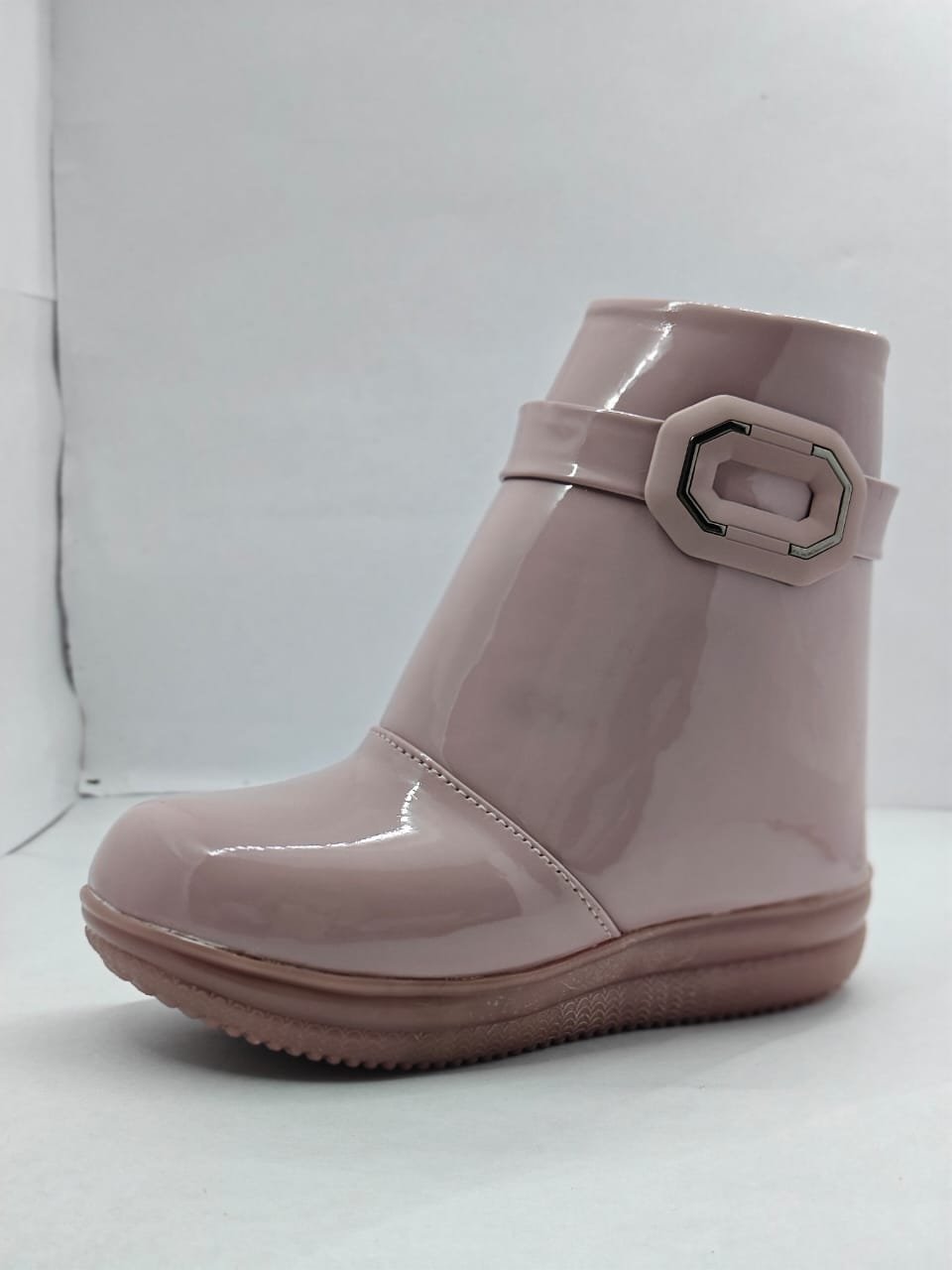 Strong Steps, Stylish Looks