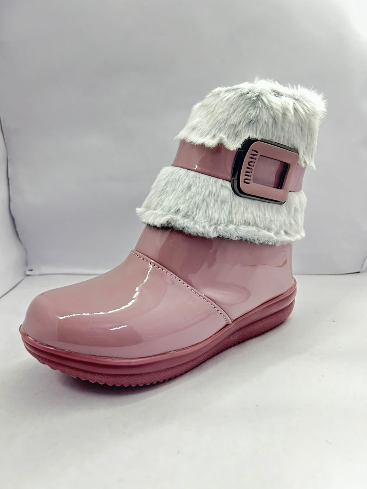 Comfort in Every Step, Style in Every Look